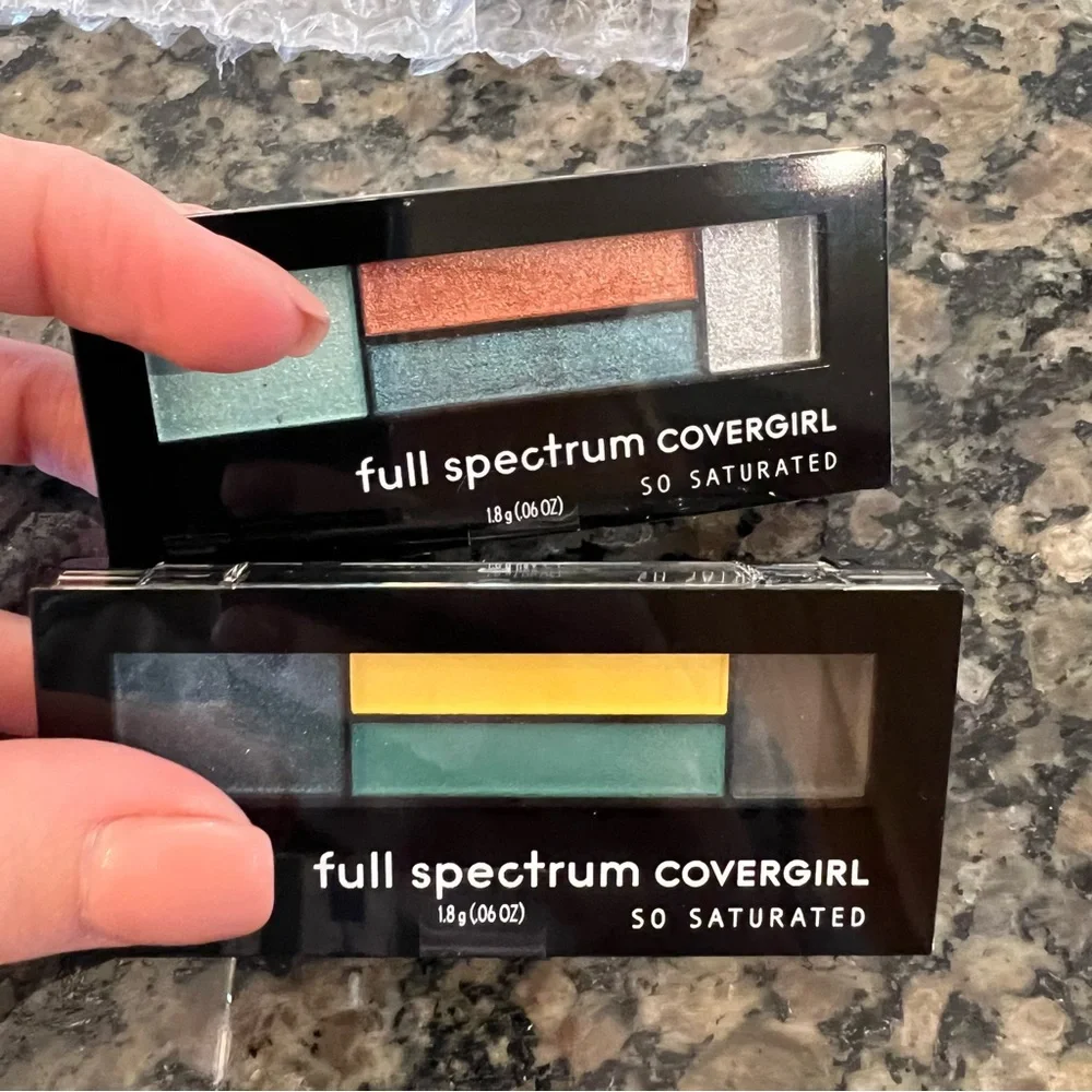 COVERGIRL Full Spectrum So Saturated Eyeshadow FS220 FS225 Wild‎ (2 pack)